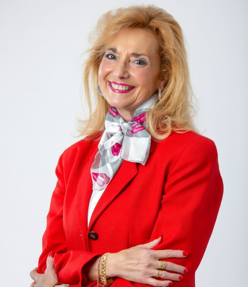 Conoce la historia de Chary Jiménez, autora de Siempre Brilla el Sol, un testimonio de superación y esperanza.